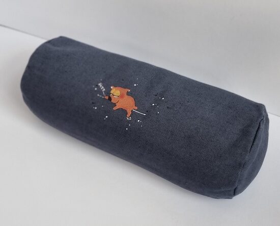 GRIĶU SPILVENS #2  AR LĀCĪTI PELĒKI ZILS  40X15 CM "Ø" 