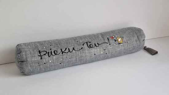 GRIĶU SPILVENS #1  "PRIEKU TEV" AR PUTNU PELĒKA SKUJIŅA 40X8 CM "Ø"